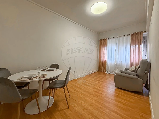 Apartamento T1 para Venda em Mina de Água