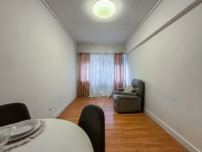 Apartamento T1 para Venda em Mina de Água Foto 2