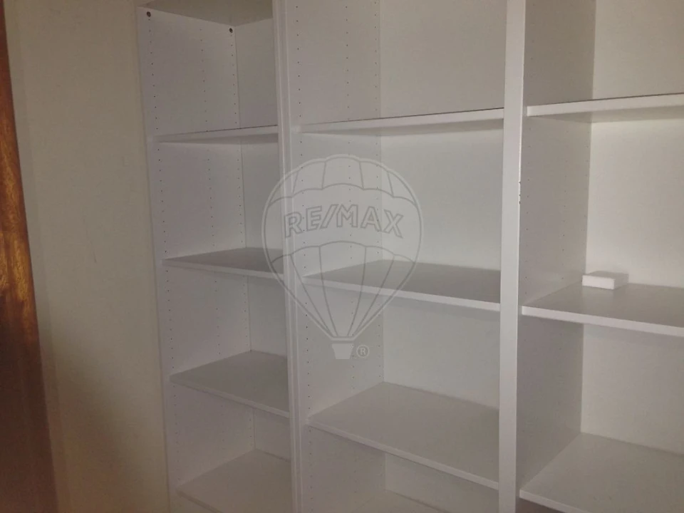 Apartamento T3 para Arrendamento em Ovar, São João, Arada e São Vicente de Pereira Jusã Foto 8