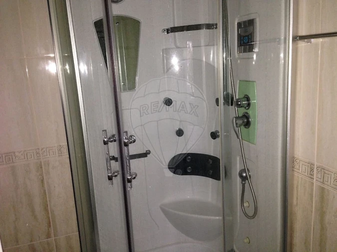 Apartamento T3 para Arrendamento em Ovar, São João, Arada e São Vicente de Pereira Jusã Foto 6