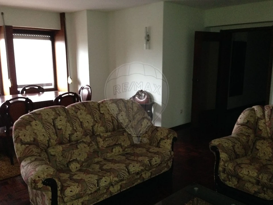 Apartamento T3 para Arrendamento em Ovar, São João, Arada e São Vicente de Pereira Jusã Foto 15