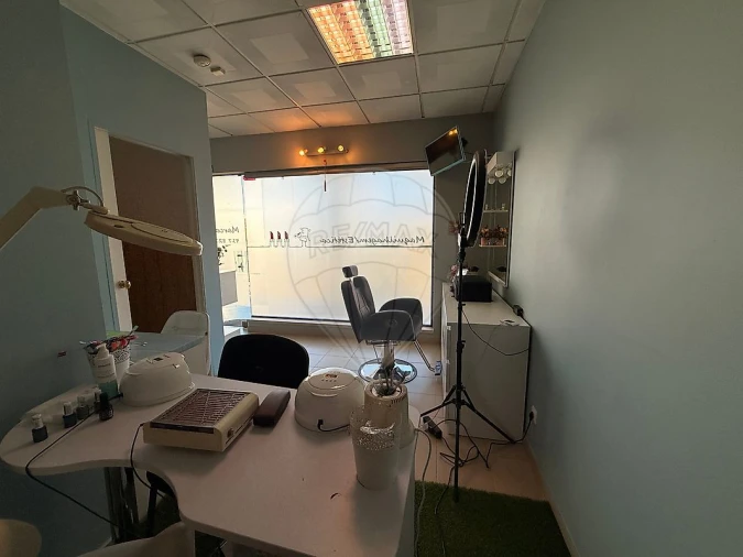 Loja para Arrendamento em Carregado e Cadafais Foto 6