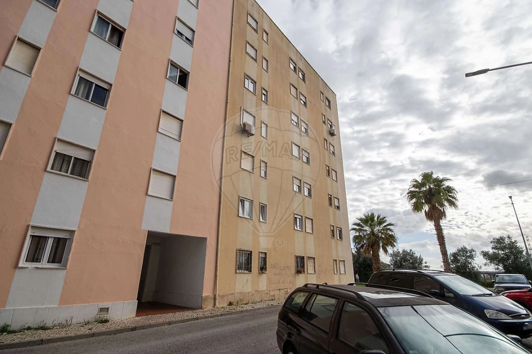 Apartamento T3 para Venda em Carregado e Cadafais Foto 19