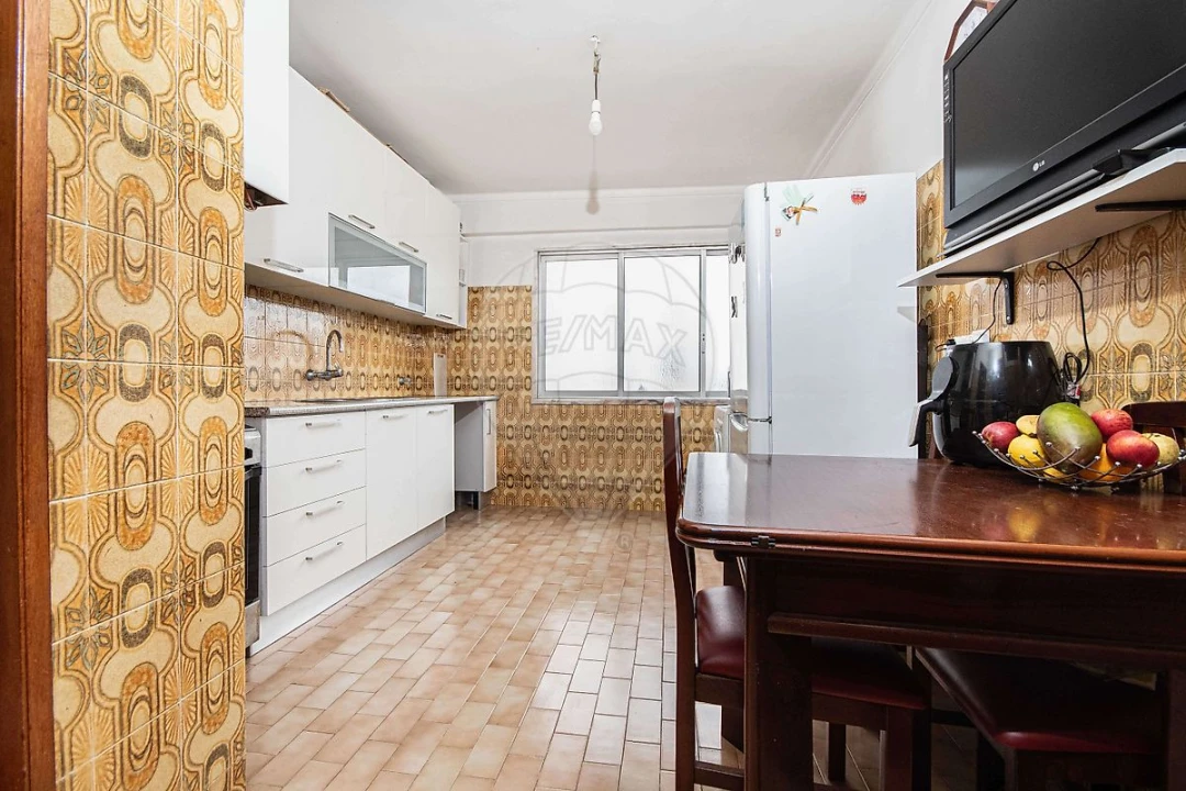 Apartamento T3 para Venda em Carregado e Cadafais Foto 14