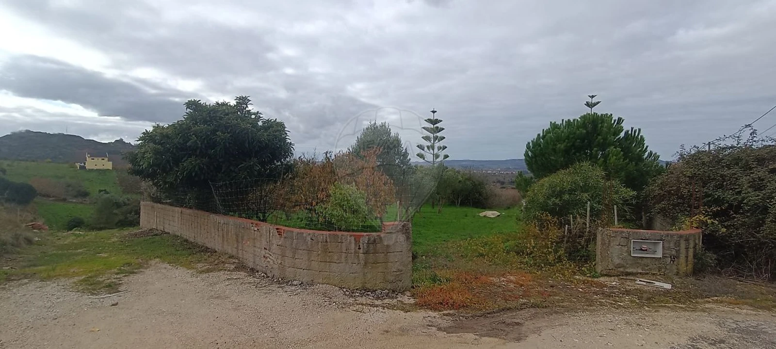 Moradia T2 para Venda em Meca Foto 3