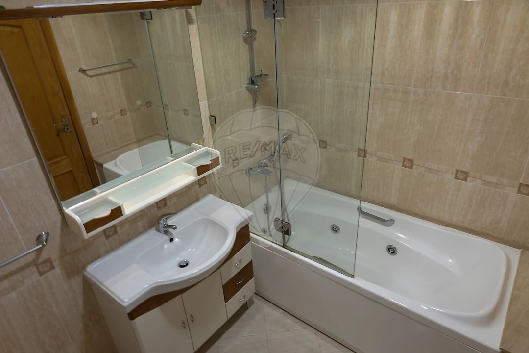 Apartamento T3 para Venda em Mina de Água Foto 29