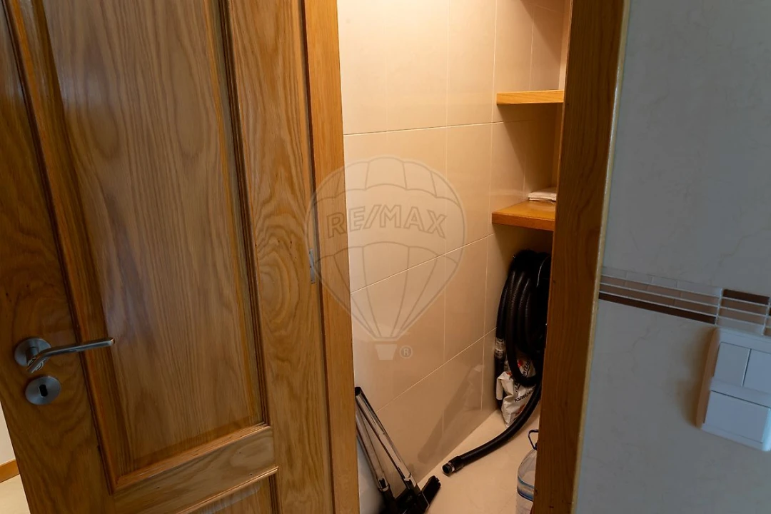 Apartamento T3 para Venda em Mina de Água Foto 11