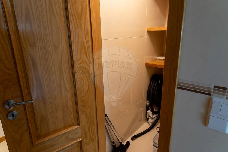 Apartamento T3 para Venda em Mina de Água Foto 11