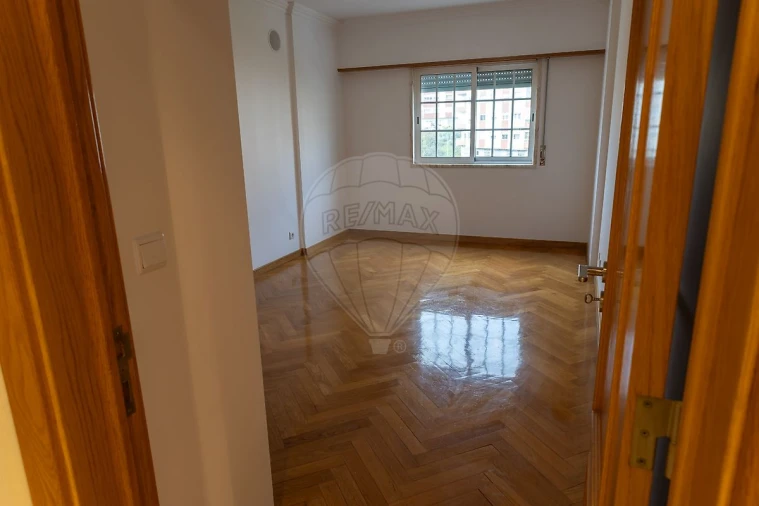 Apartamento T3 para Venda em Mina de Água Foto 33