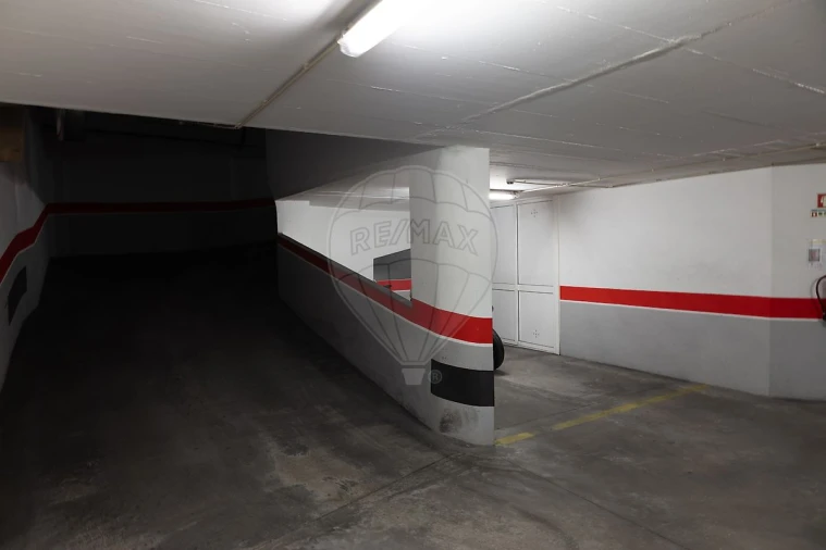 Apartamento T3 para Venda em Mina de Água Foto 37