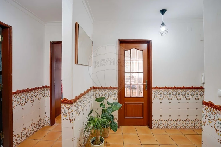 Apartamento T2 para Venda em Carregado e Cadafais Foto 21