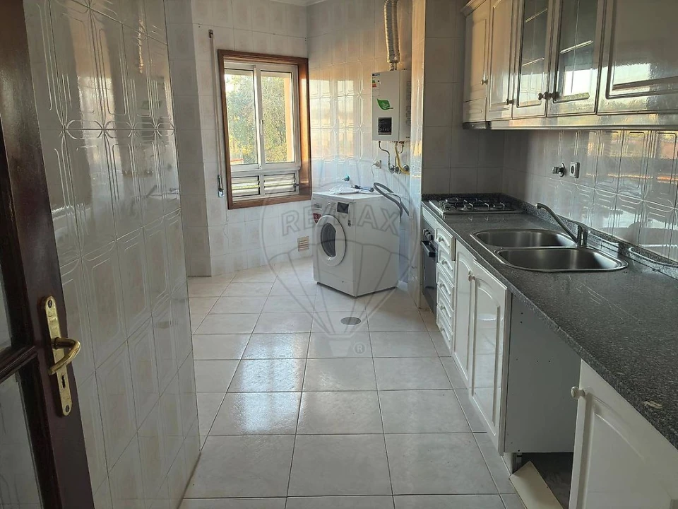Apartamento T3 para Venda em Sandim, Olival, Lever e Crestuma Foto 2