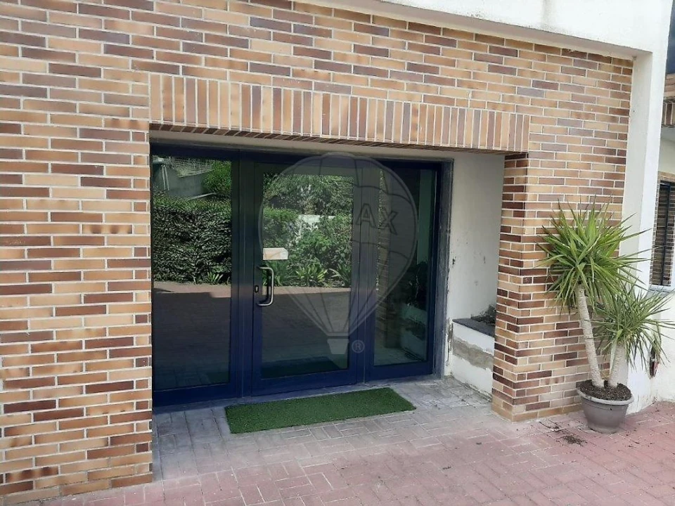 Apartamento T2 para Venda em Sapataria Foto 3