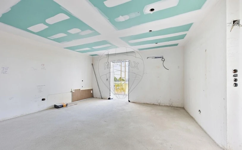 Moradia T4 para Venda em Azambuja Foto 12