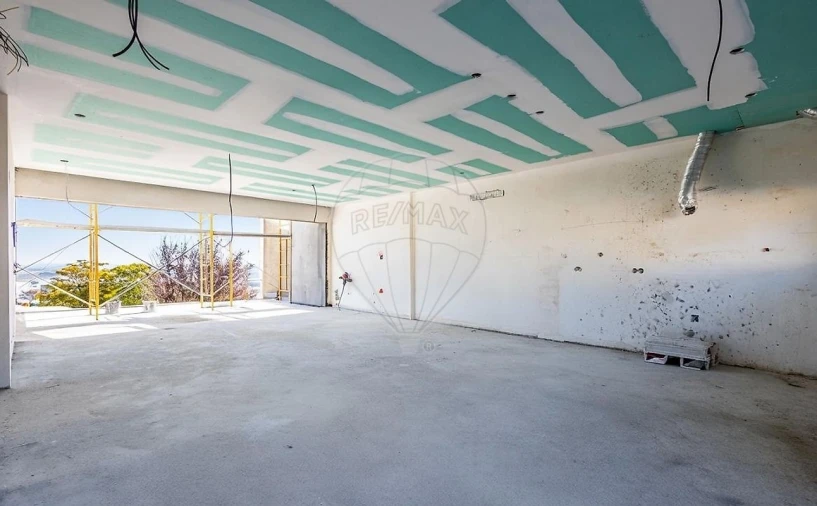 Moradia T4 para Venda em Azambuja Foto 9