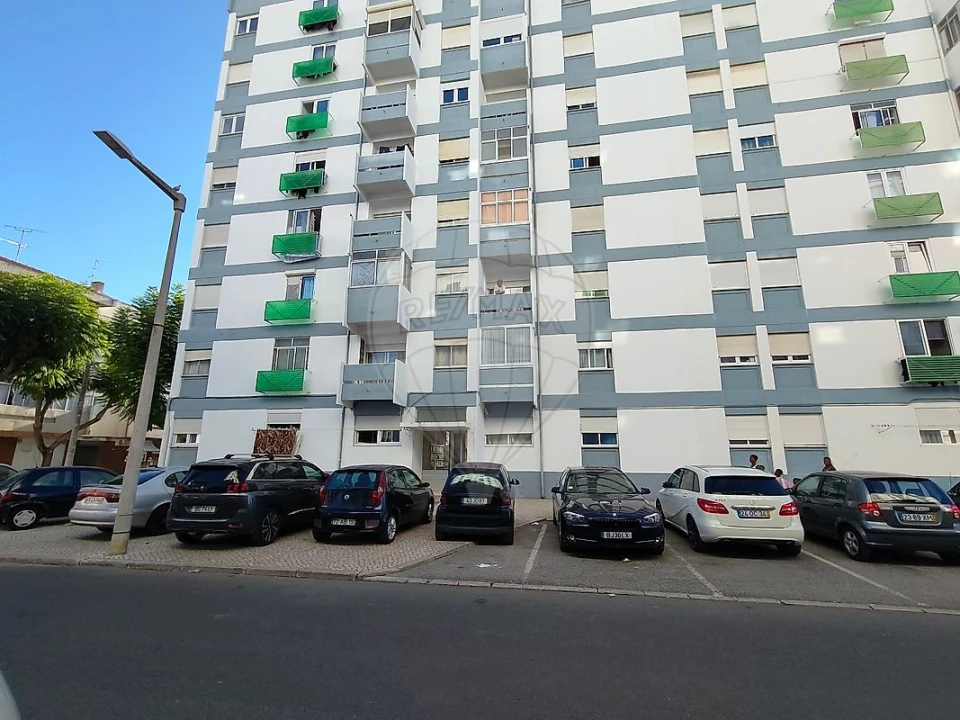 Apartamento T3 para Venda em Moita Foto 2
