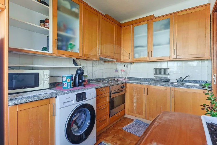 Apartamento T1 para Venda em Buarcos Foto 3