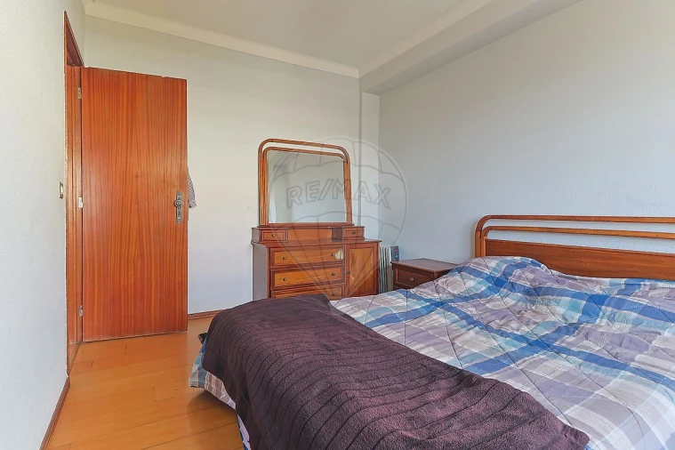 Apartamento T1 para Venda em Buarcos Foto 8