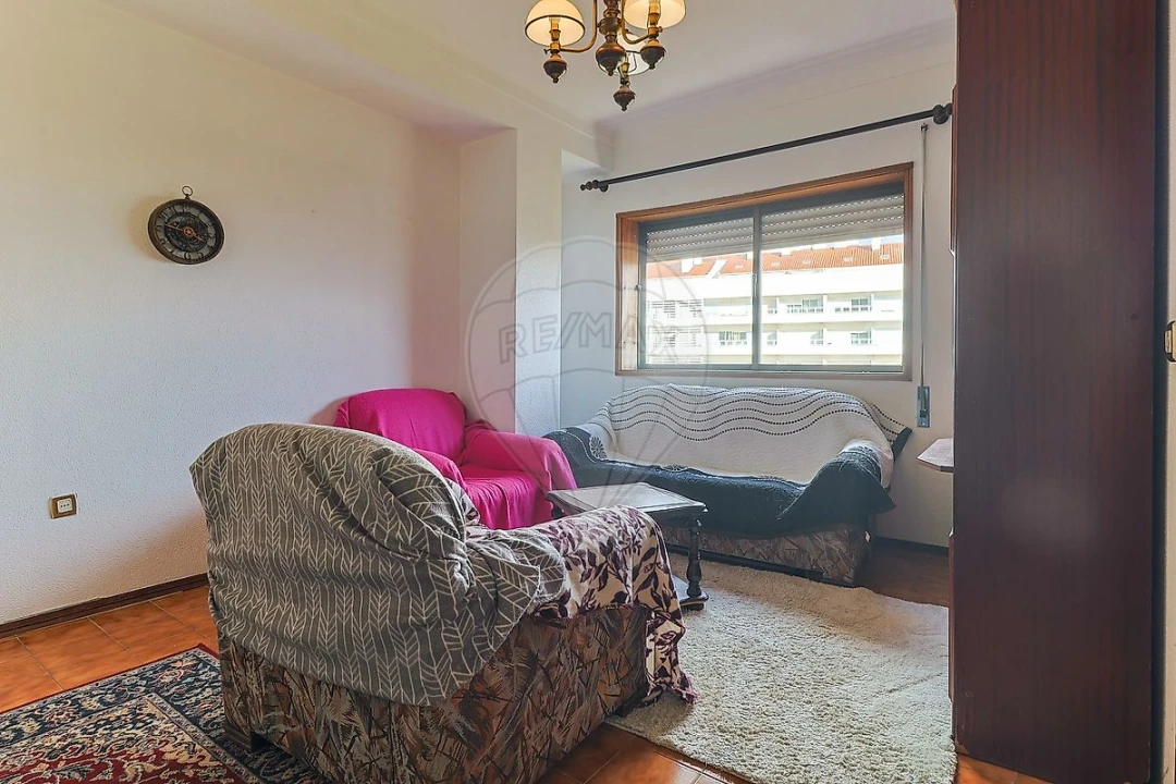 Apartamento T1 para Venda em Buarcos Foto 5