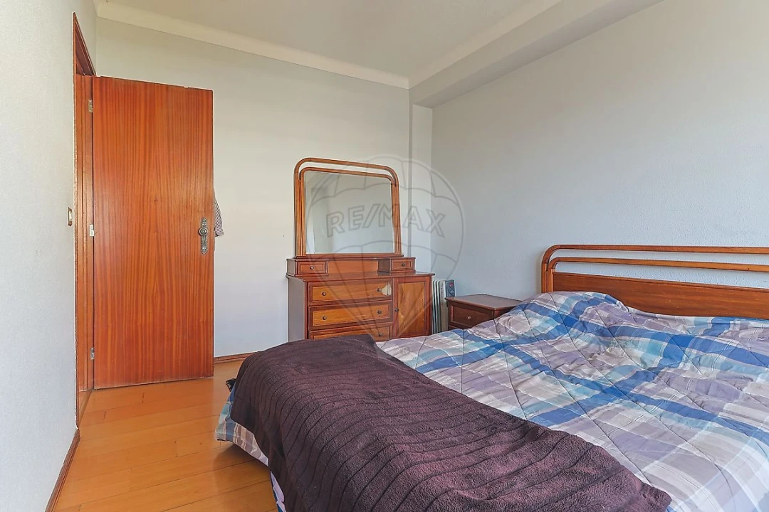 Apartamento T1 para Venda em Buarcos Foto 8