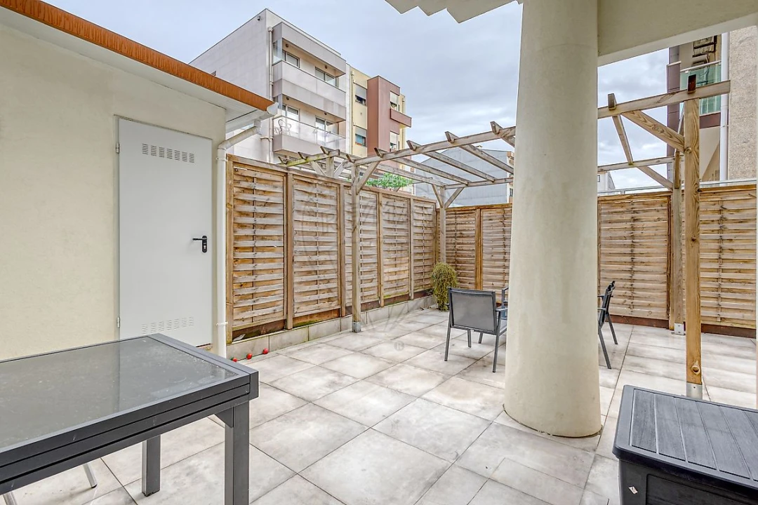 Apartamento T2 para Venda em Espinho Foto 24