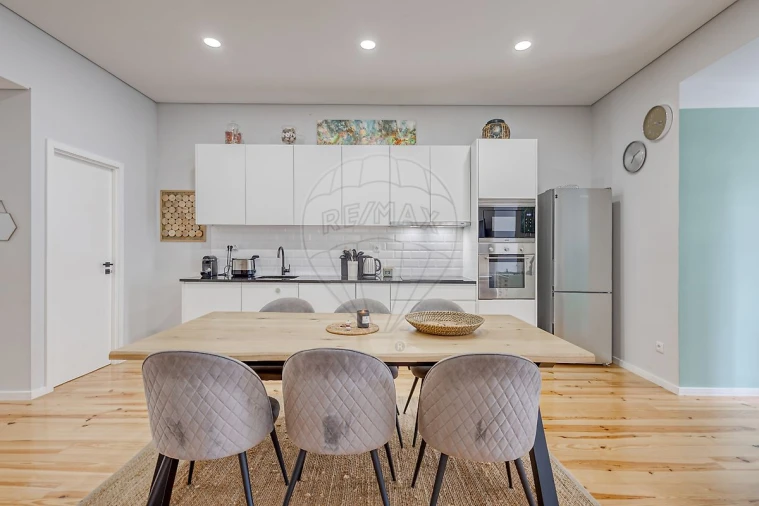 Apartamento T2 para Venda em Espinho Foto 17