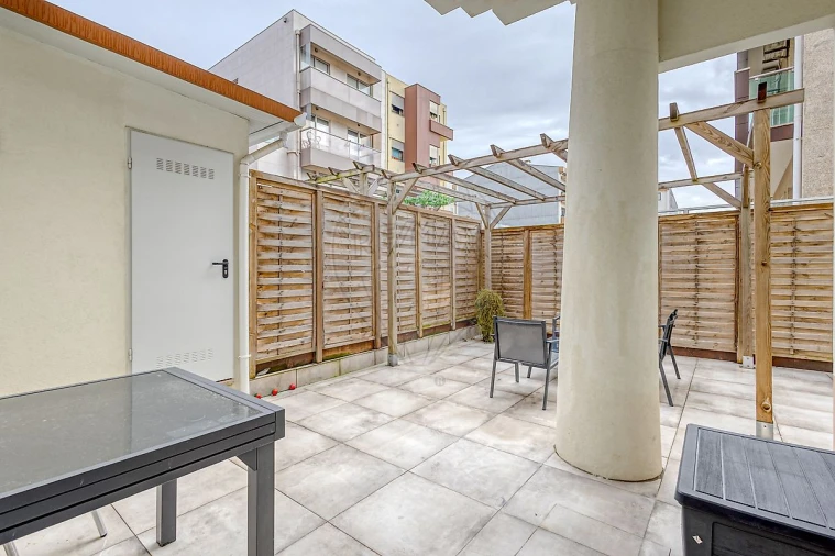 Apartamento T2 para Venda em Espinho Foto 24