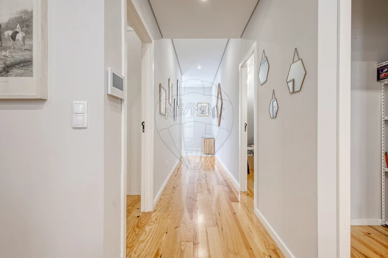 Apartamento T2 para Venda em Espinho Foto 12