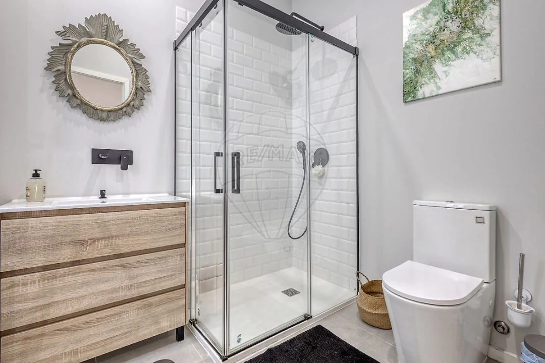 Apartamento T2 para Venda em Espinho Foto 11