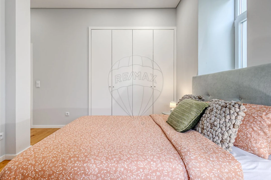 Apartamento T2 para Venda em Espinho Foto 5