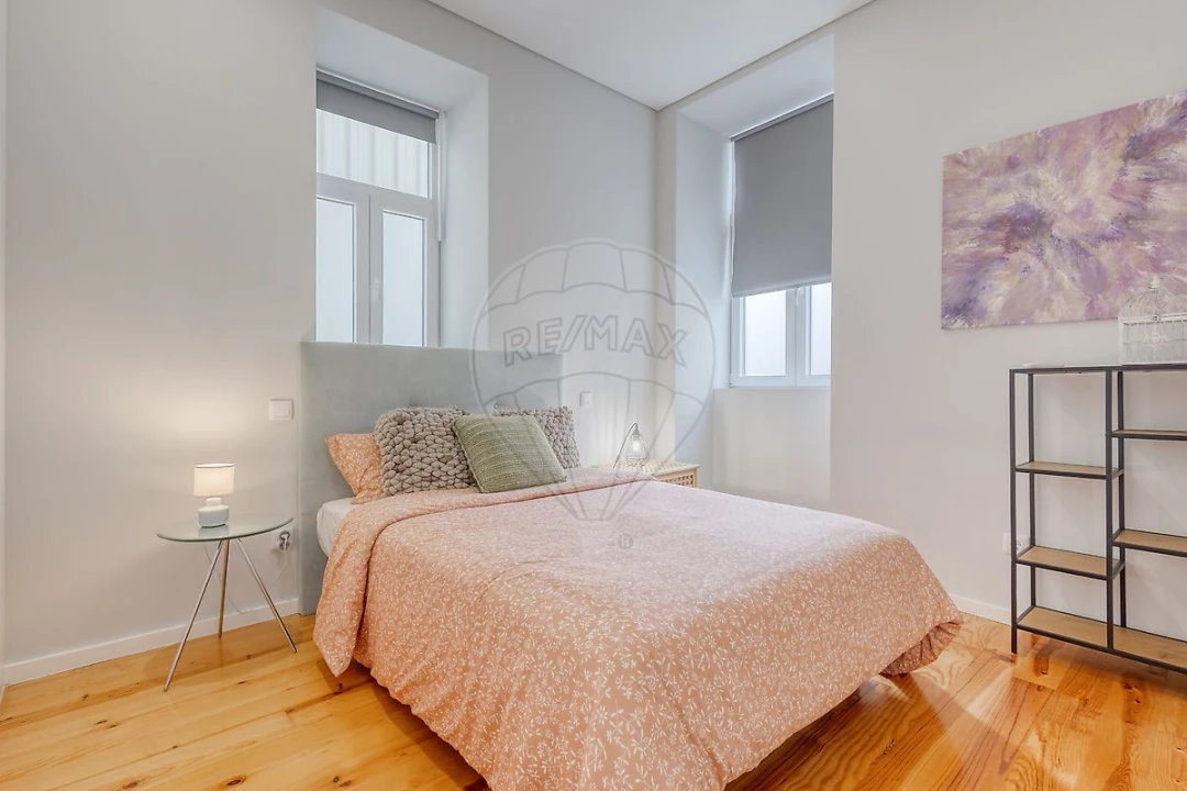 Apartamento T2 para Venda em Espinho Foto 6