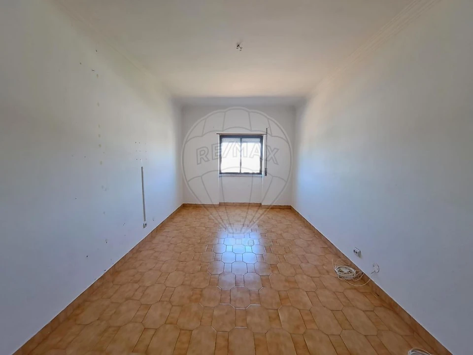 Apartamento T2 para Venda em Seixal, Arrentela e Aldeia de Paio Pires Foto 17
