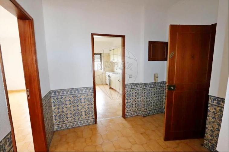 Apartamento T2 para Venda em Seixal, Arrentela e Aldeia de Paio Pires Foto 3