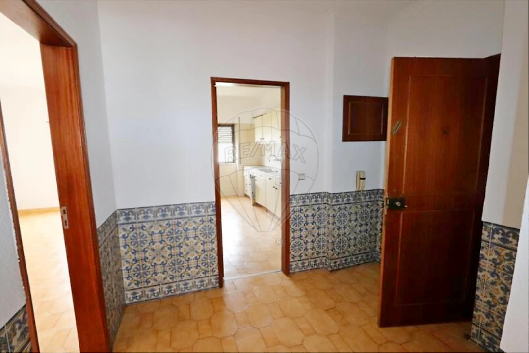 Apartamento T2 para Venda em Seixal, Arrentela e Aldeia de Paio Pires Foto 3