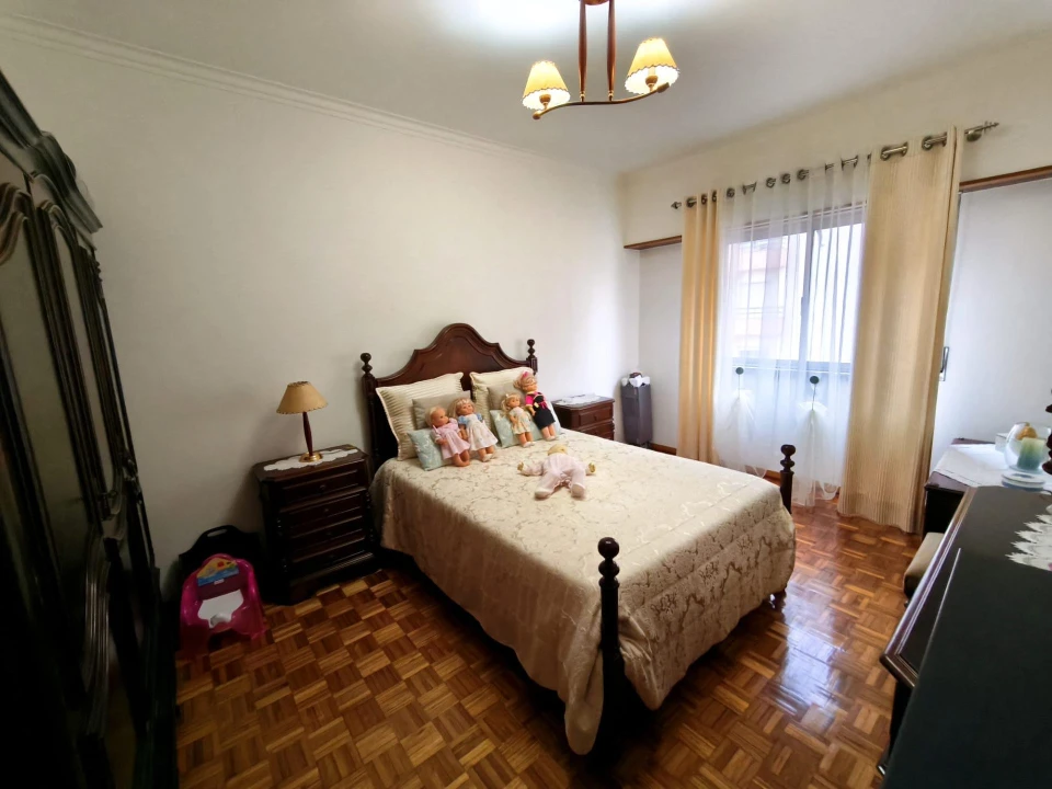 Apartamento T4 para Venda em Agualva e Mira-Sintra Foto 29