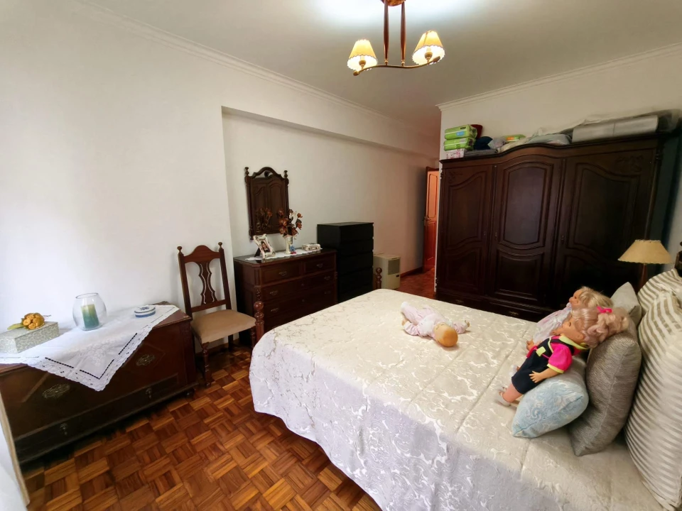 Apartamento T4 para Venda em Agualva e Mira-Sintra Foto 31