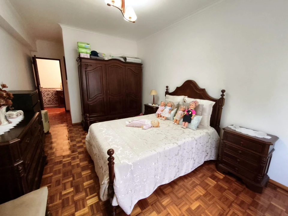 Apartamento T4 para Venda em Agualva e Mira-Sintra Foto 32