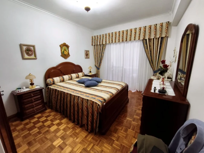 Apartamento T4 para Venda em Agualva e Mira-Sintra Foto 23