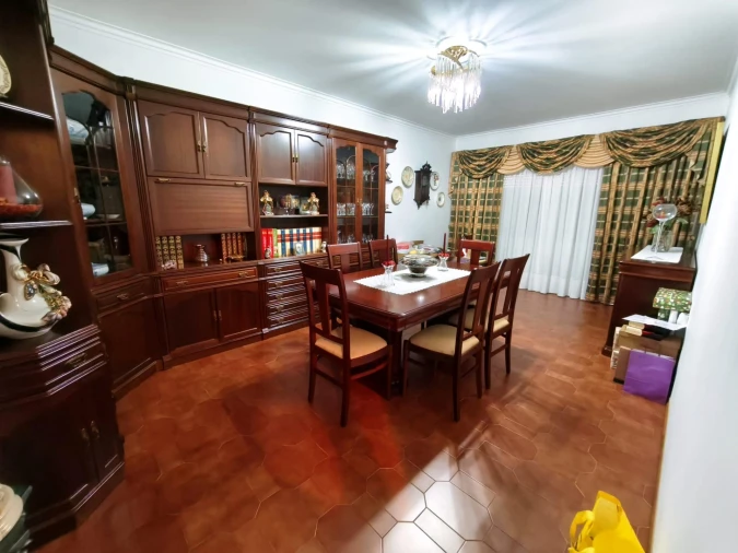 Apartamento T4 para Venda em Agualva e Mira-Sintra Foto 36