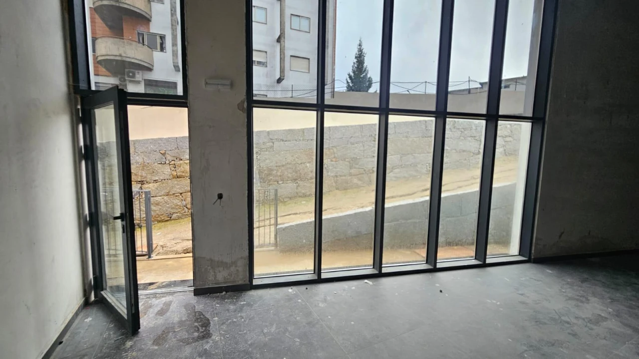 Negócio para Venda em Repeses e São Salvador Foto 3