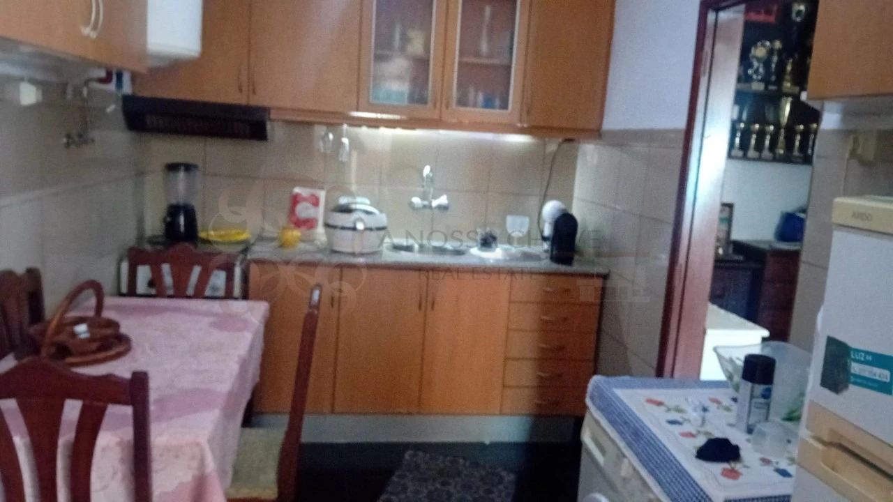 Moradia T3 para Venda em Laranjeiro e Feijó Foto 1