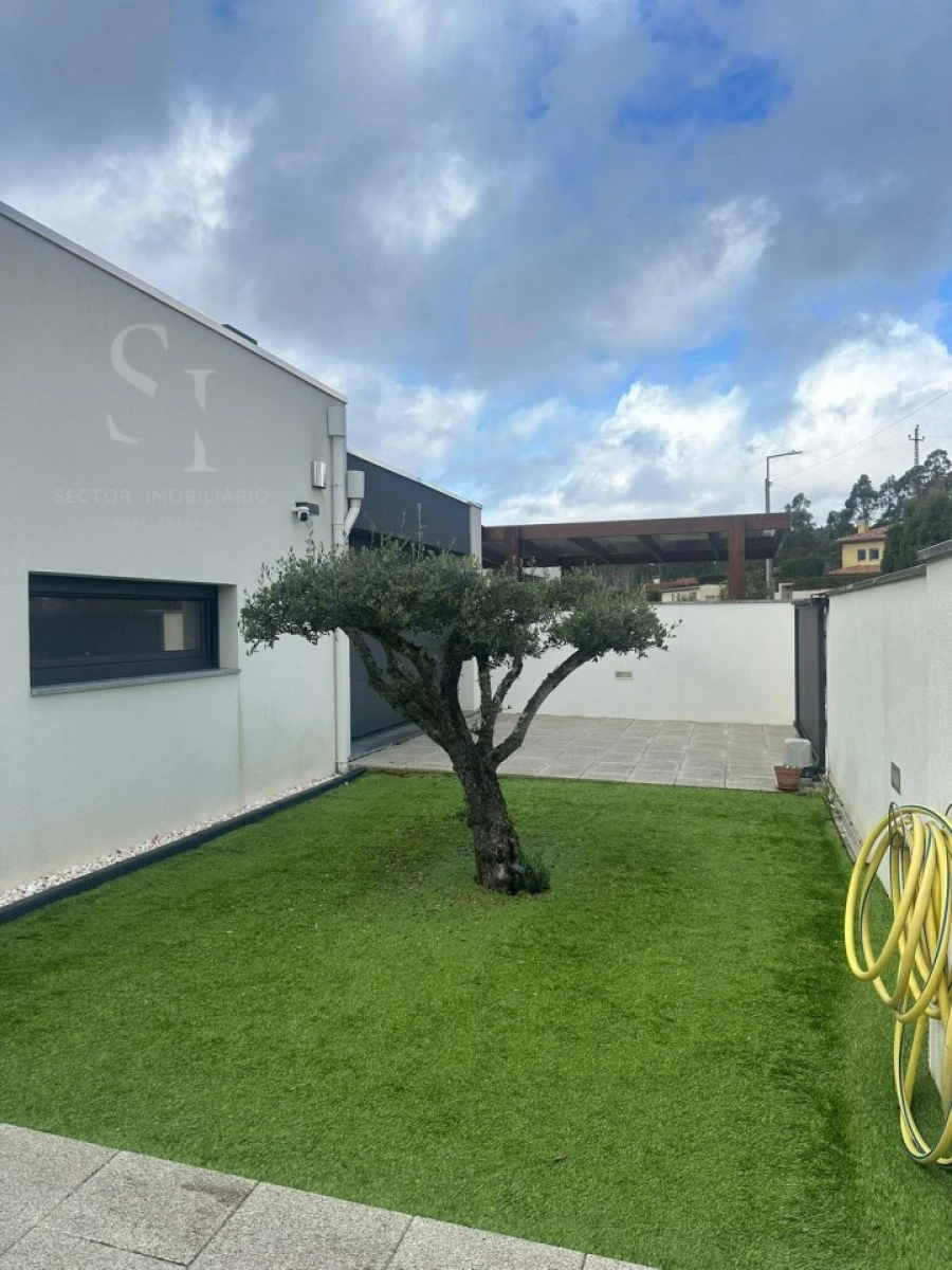 Moradia T3 para Venda em Santa Maria da Feira, Travanca, Sanfins e Espargo Foto 21