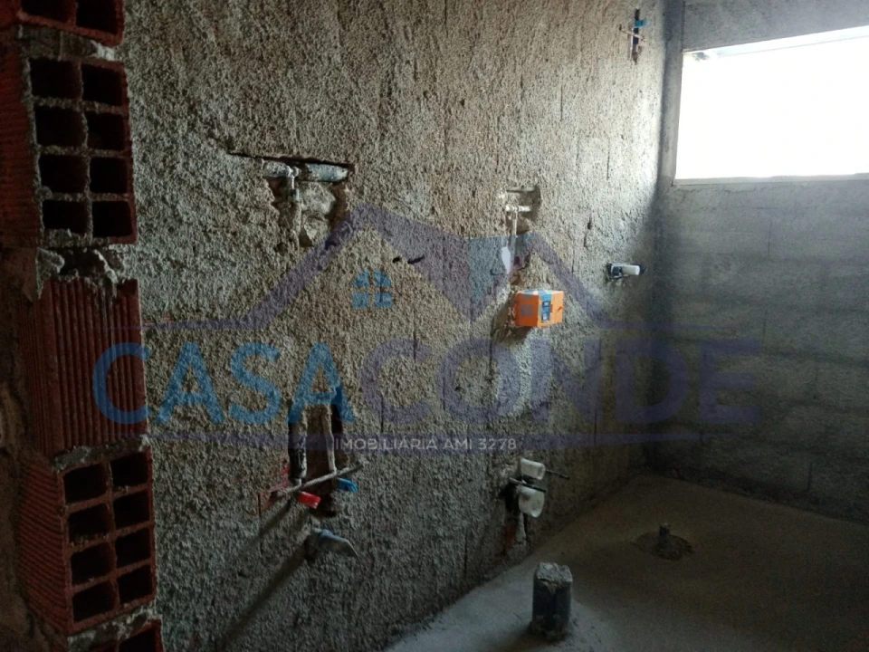 Moradia T4 para Venda em Fernao Ferro Foto 9