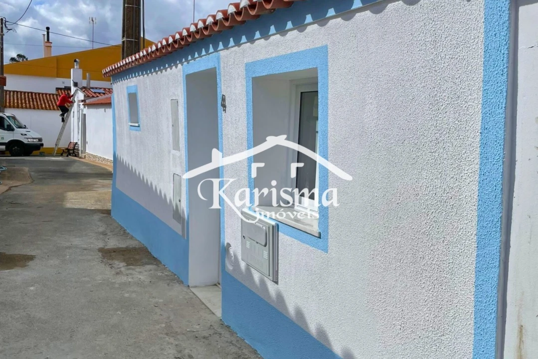 Moradia T2 para Venda em Santa Barbara de Padrões Foto 3