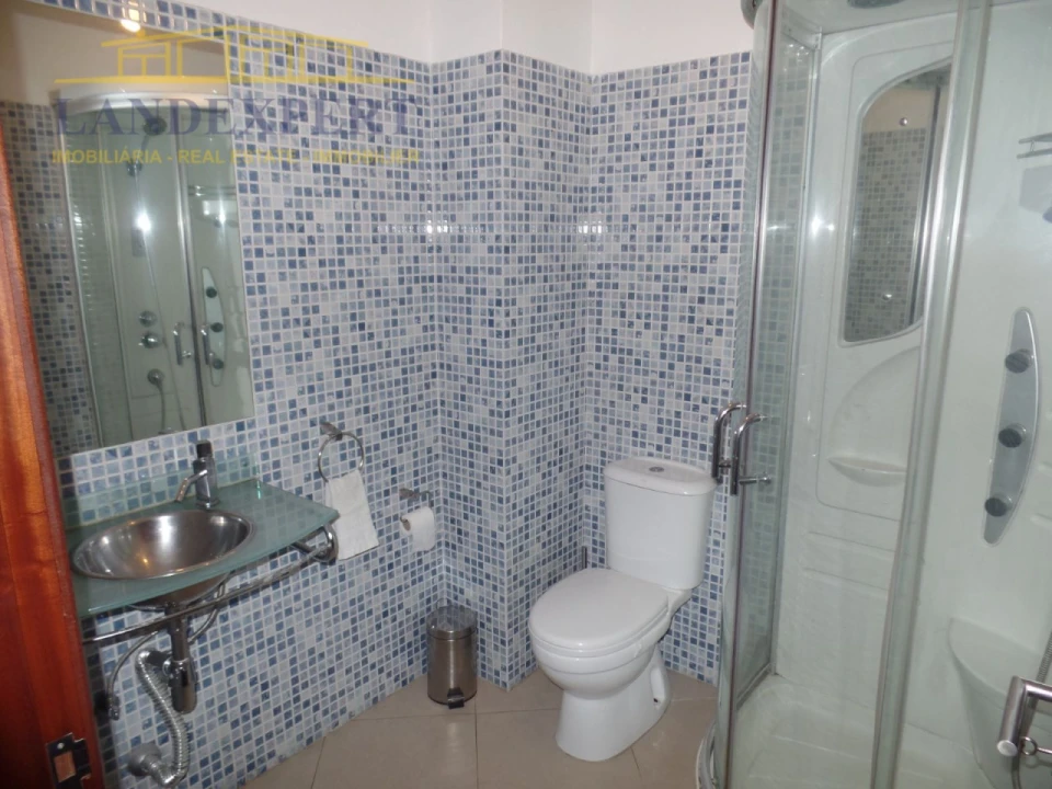 Apartamento T1 para Venda em Albufeira e Olhos de Água Foto 22