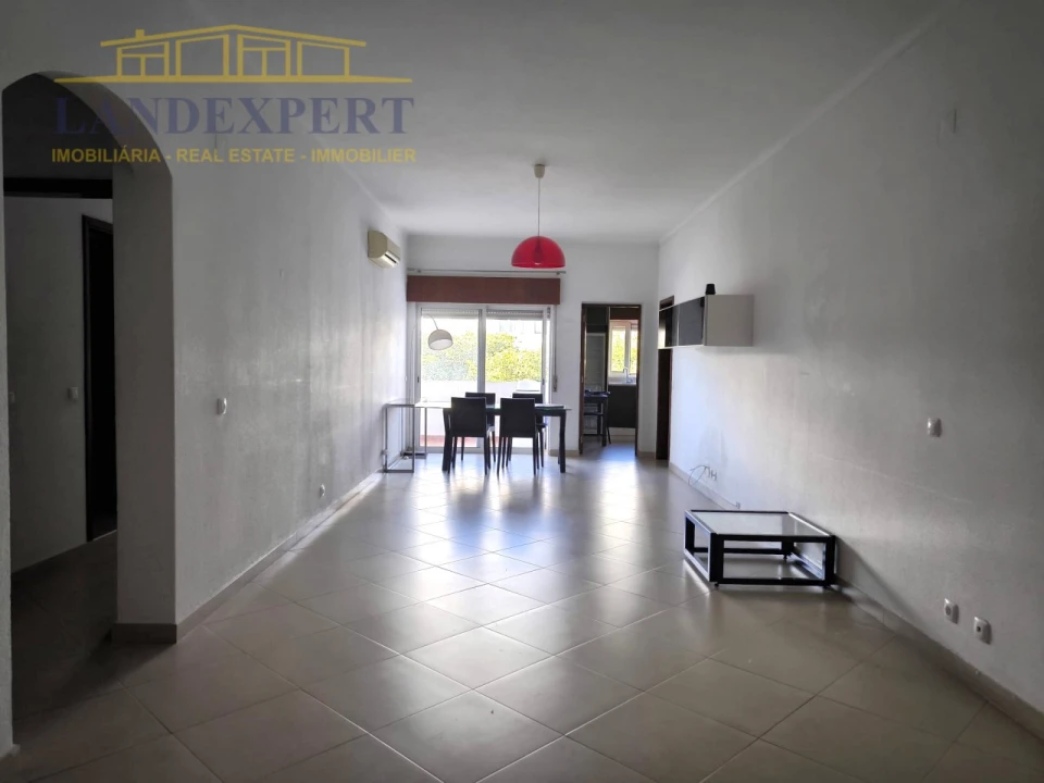 Apartamento T1 para Venda em Albufeira e Olhos de Água Foto 2