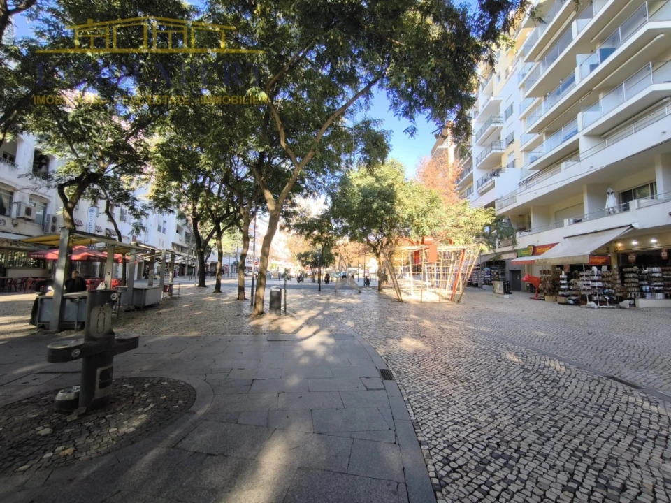 Apartamento T1 para Venda em Albufeira e Olhos de Água Foto 34
