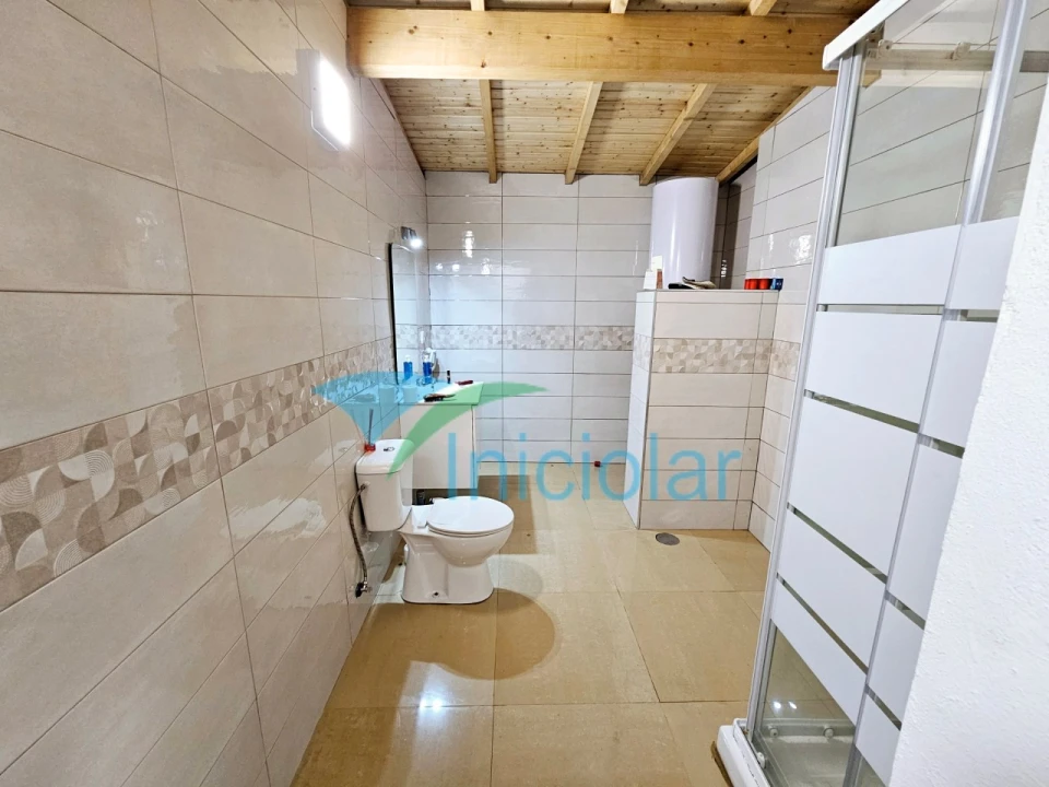 Quarto para Arrendamento em Campanhã Foto 3