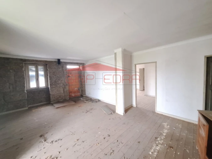 Moradia T3 para Venda em Lagos da Beira e Lajeosa Foto 3