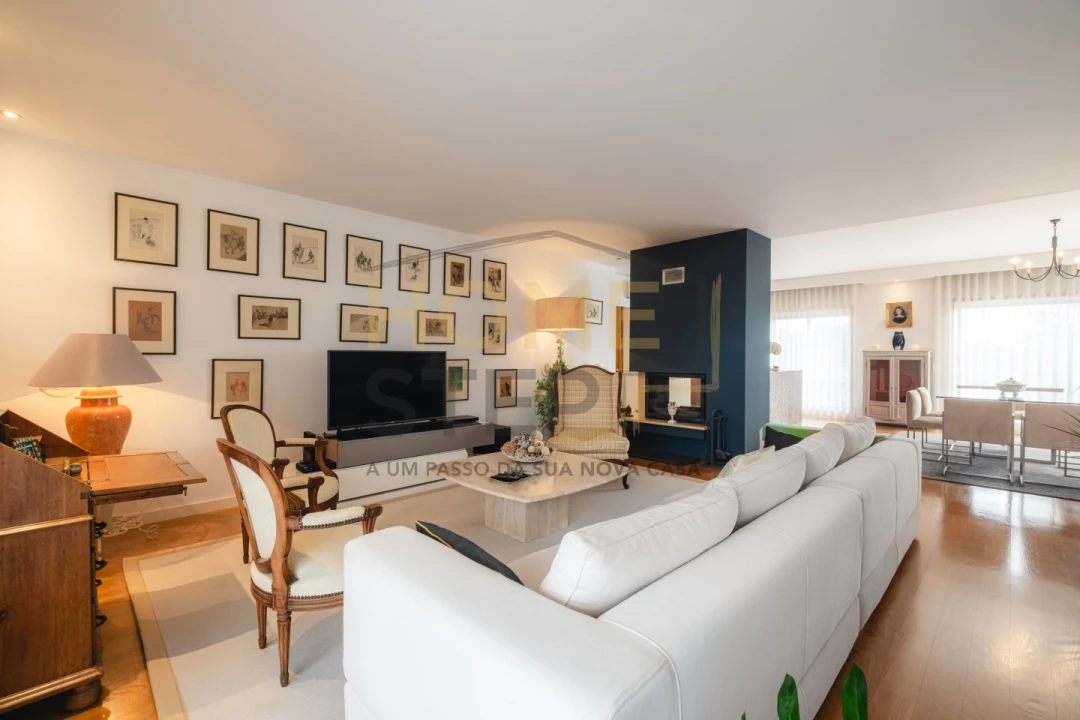 Apartamento T5 para Venda em Canidelo Foto 5